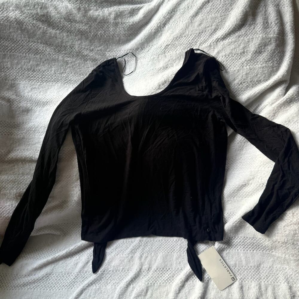 NWT Fabletics KAREN L/S TEE STOP, DROP, REPEAT, size large
